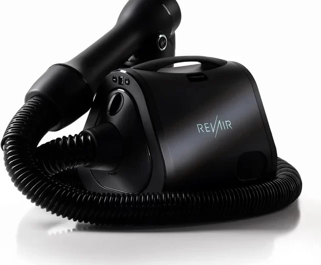 What Should I Put on My Hair Before Using the RevAir Hair Dryer?