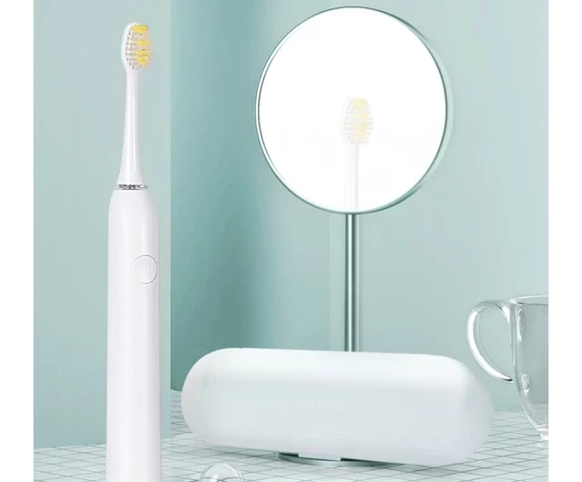 How Long Should an Electric Toothbrush Last?