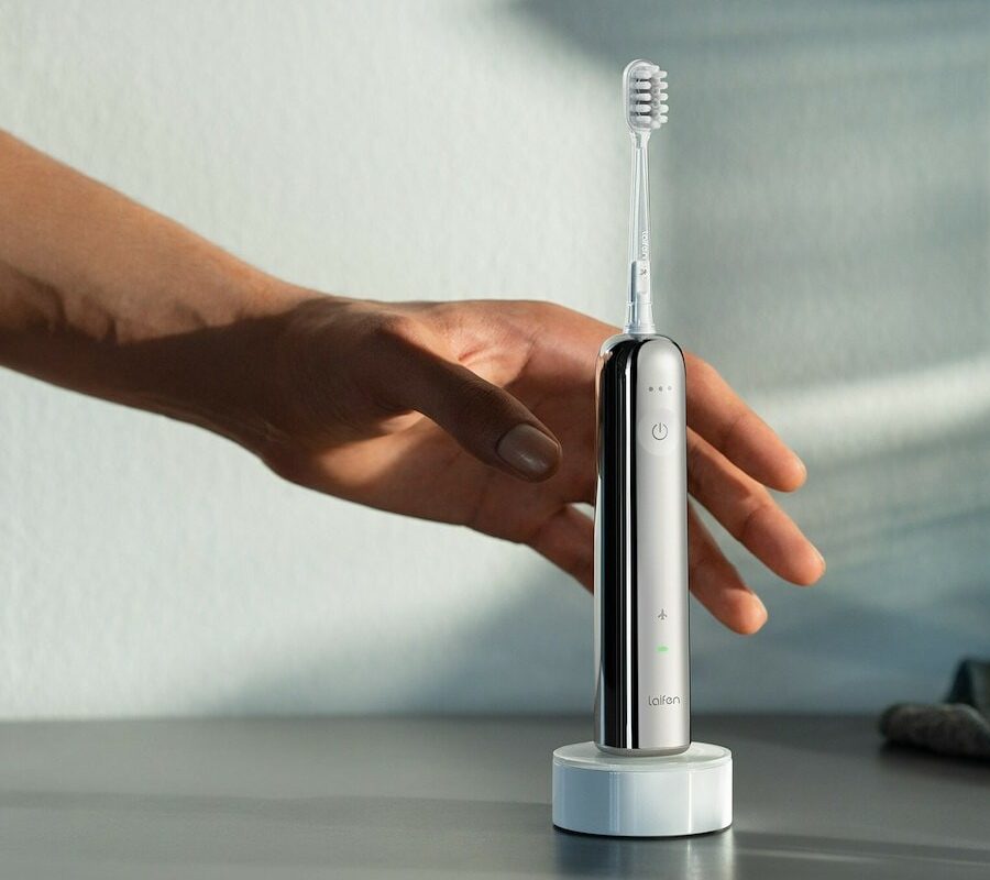 electric toothbrush