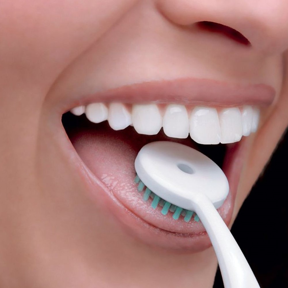 brush tongue with electric toothbrush