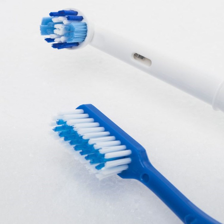 electric toothbrush vs manual