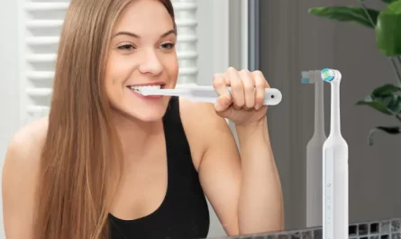 using electric toothbrush