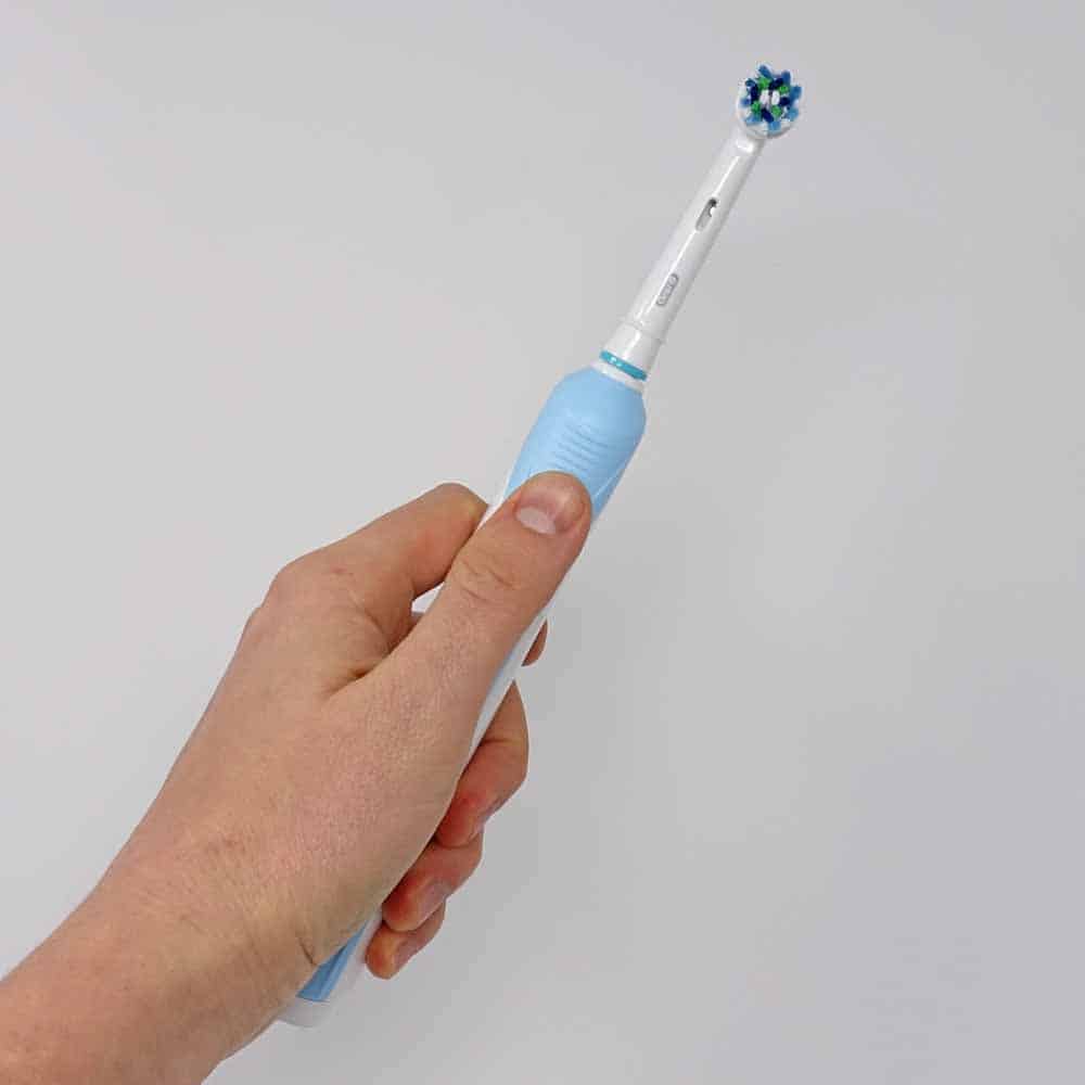 use a electric toothbrush with braces